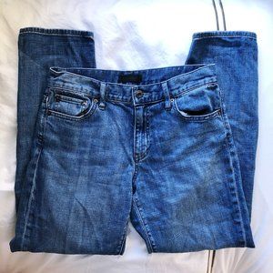 blue uniqulo mom styled jeans